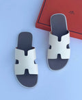 Hermes Izmir Sandals)