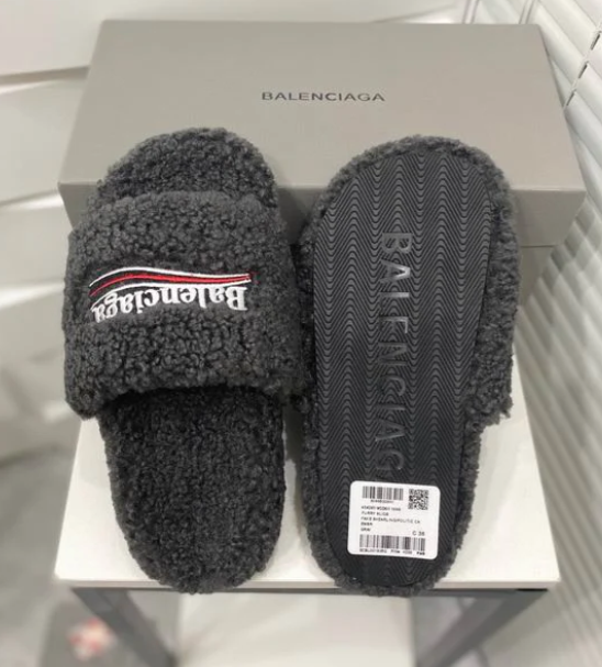 Balenciaga Slides